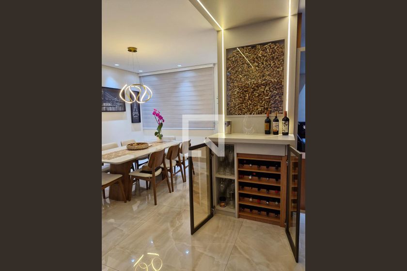 Apartamento à Venda - Lot. Alphaville Campinas, 4 Quartos,  215 m2 em , Campinas - sp | SoloBR