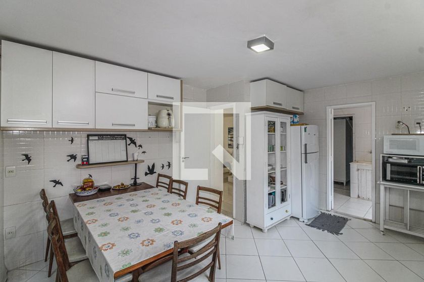 Casa, 3 quartos, 376 m² - Foto 43