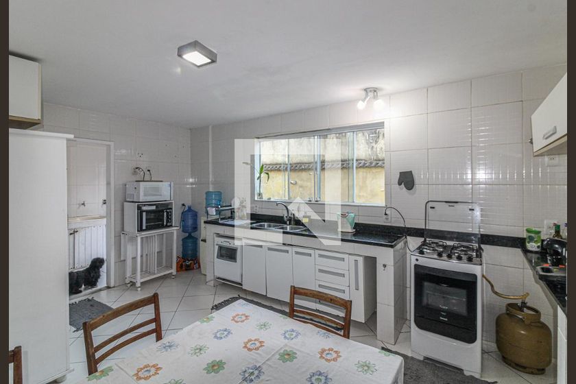Casa, 3 quartos, 376 m² - Foto 44