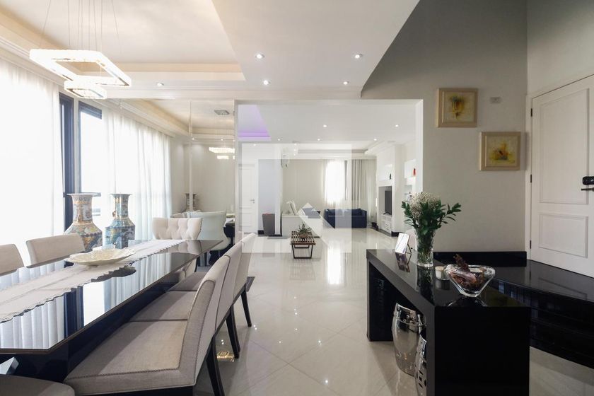 Apartamento, 3 quartos, 200 m² - Foto 2