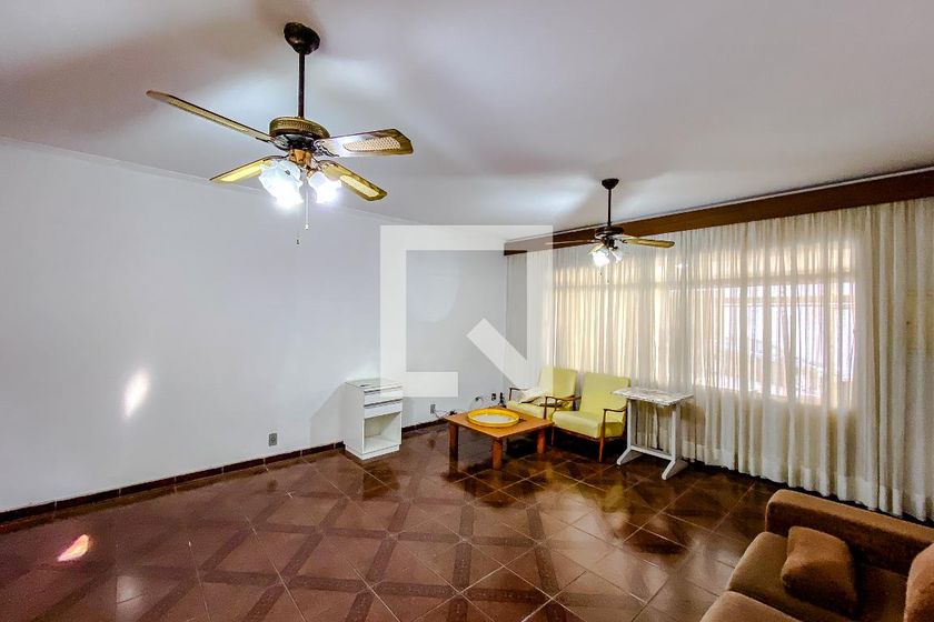 Casa, 3 quartos, 199 m² - Foto 3