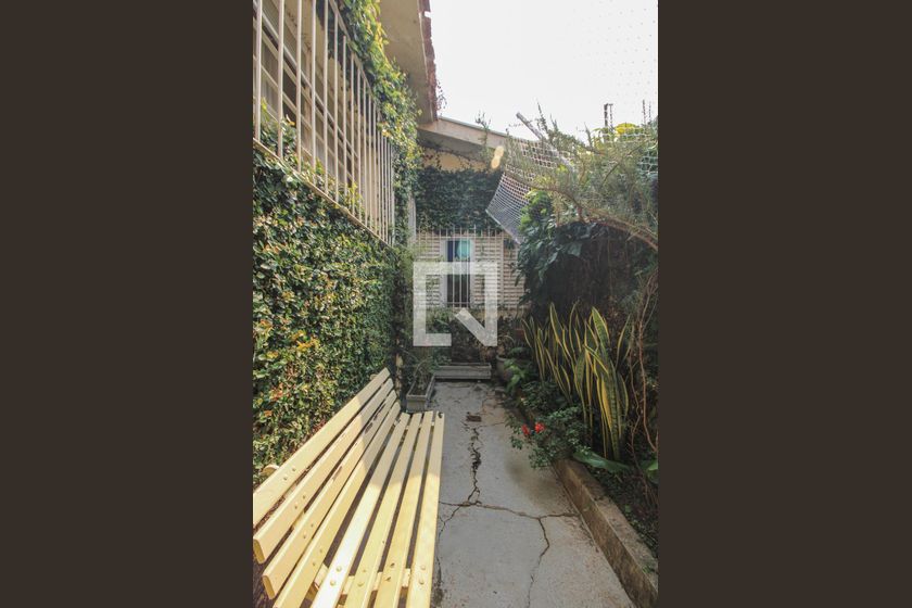 Casa à Venda - Jardim Planalto, 2 Quartos,  367 m2 em , Campinas - sp | SoloBR