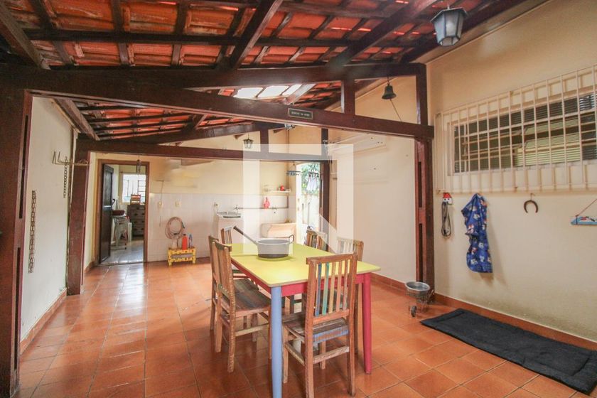 Casa à Venda - Jardim Planalto, 2 Quartos,  367 m2 em , Campinas - sp | SoloBR