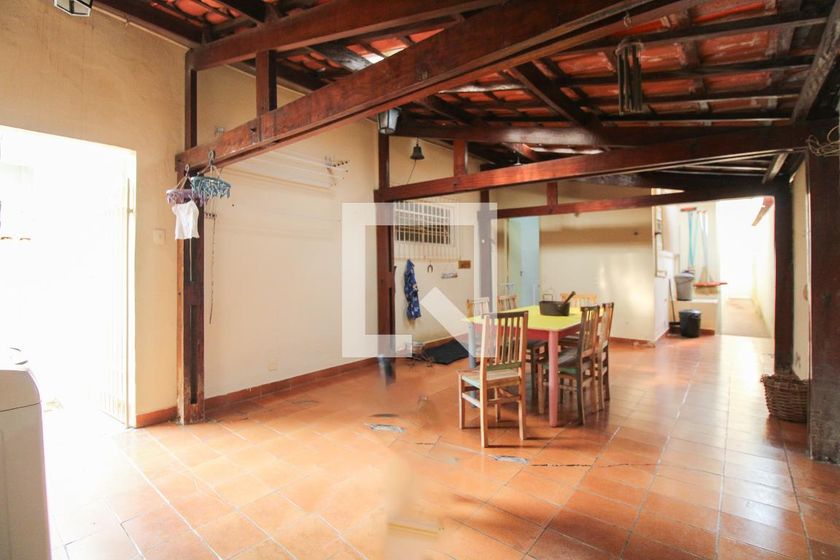 Casa à Venda - Jardim Planalto, 2 Quartos,  367 m2 em , Campinas - sp | SoloBR