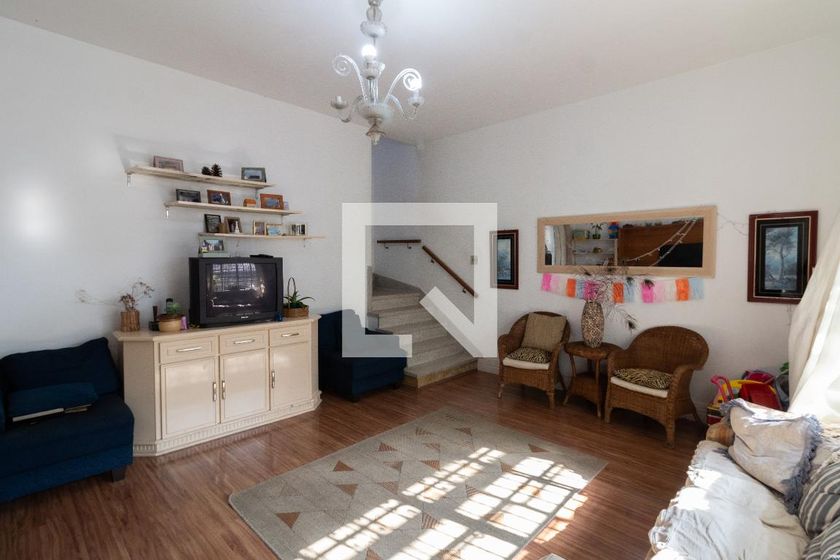 Casa, 2 quartos, 180 m² - Foto 2