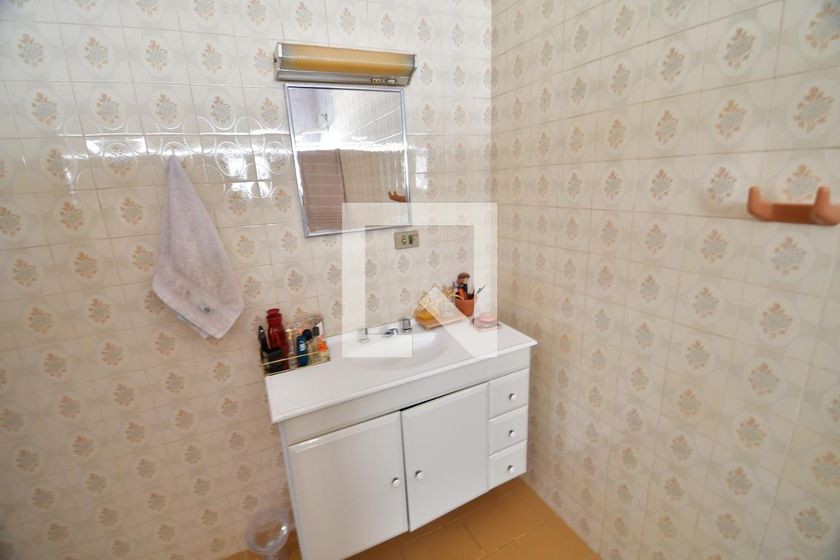 Casa à Venda - Jardim Flamboyant, 4 Quartos,  273 m2 em , Campinas - sp | SoloBR