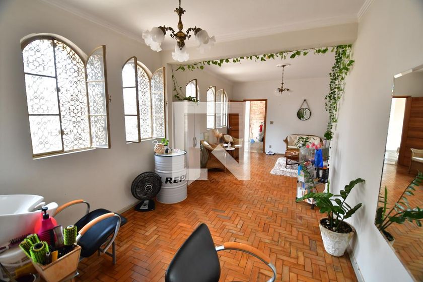 Casa à Venda - Jardim Flamboyant, 4 Quartos,  273 m2 em , Campinas - sp | SoloBR