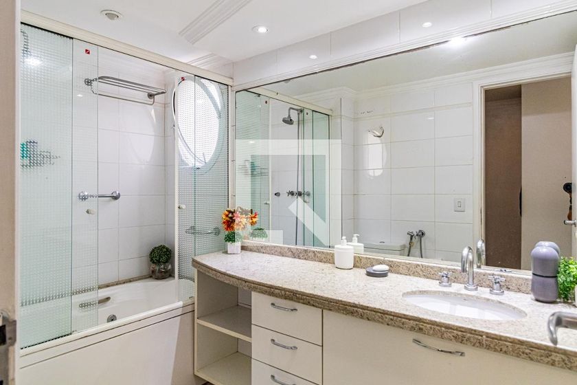 Apartamento, 3 quartos, 136 m² - Foto 53