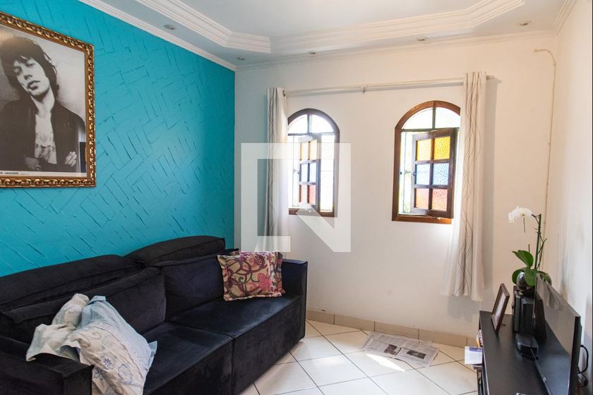 Casa, 3 quartos, 237 m² - Foto 1