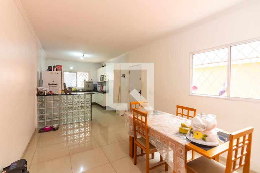 Casa, 4 quartos, 240 m² - Foto 77