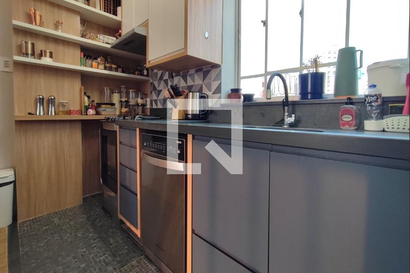 Apartamento à Venda - Cambuí, 2 Quartos,  77 m2 em , Campinas - sp | SoloBR
