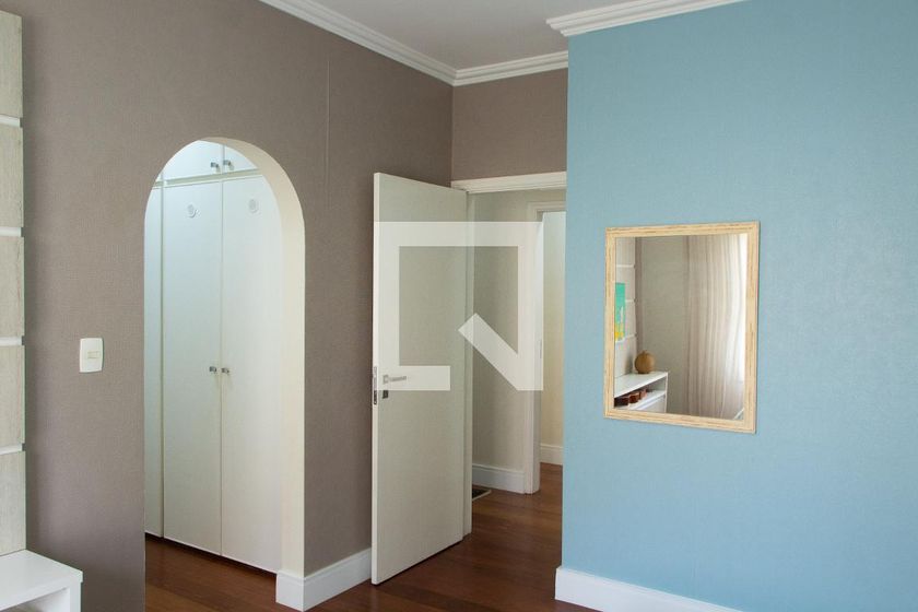 Casa à Venda - Lot. Alphaville Campinas, 4 Quartos,  384 m2 em , Campinas - sp | SoloBR
