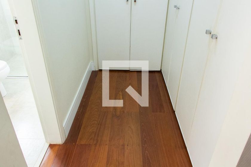 Casa à Venda - Lot. Alphaville Campinas, 4 Quartos,  384 m2 em , Campinas - sp | SoloBR