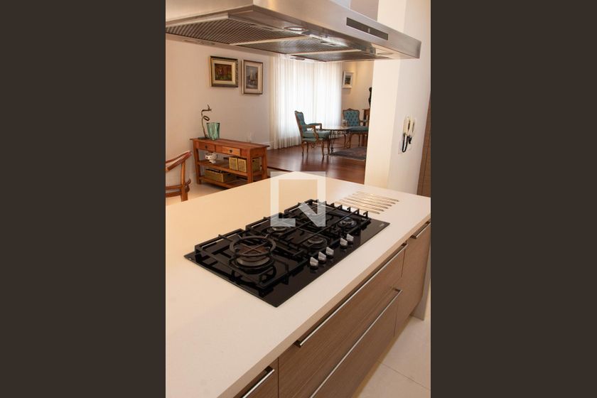 Casa à Venda - Lot. Alphaville Campinas, 4 Quartos,  384 m2 em , Campinas - sp | SoloBR