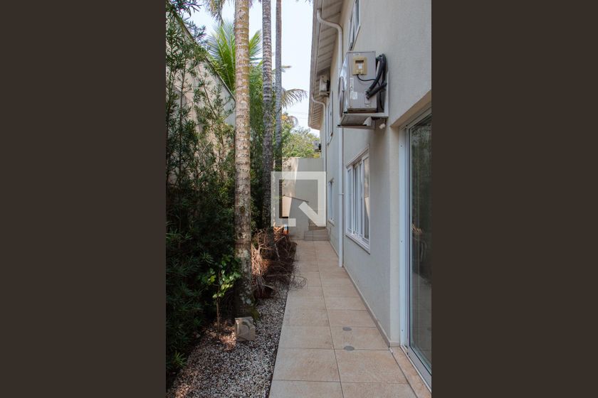 Casa à Venda - Lot. Alphaville Campinas, 4 Quartos,  384 m2 em , Campinas - sp | SoloBR