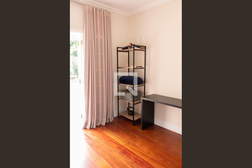 Casa à Venda - Lot. Alphaville Campinas, 4 Quartos,  384 m2 em , Campinas - sp | SoloBR