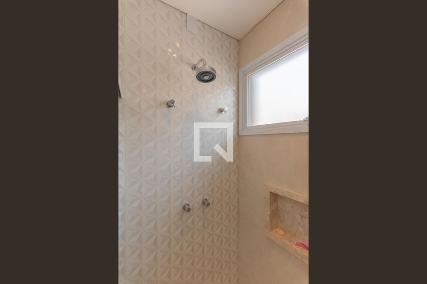 Casa à Venda - Swiss Park, 4 Quartos,  360 m2 em , Campinas - sp | SoloBR