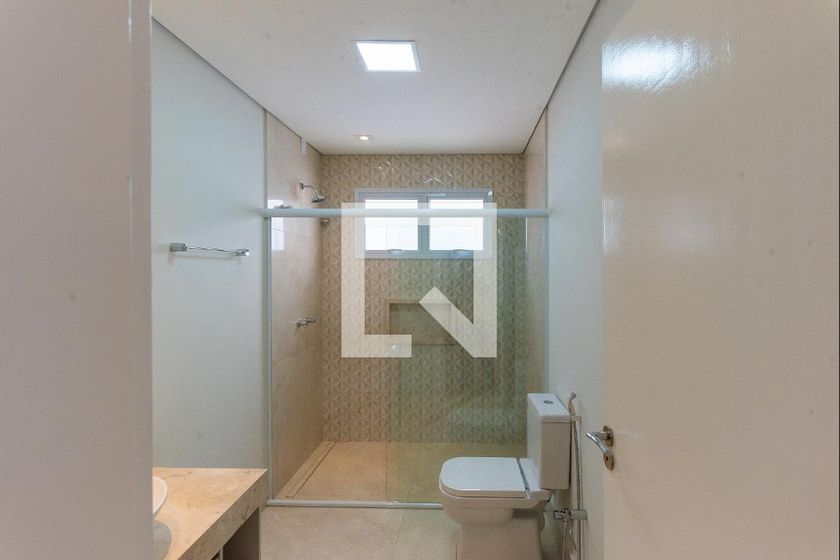 Casa à Venda - Swiss Park, 4 Quartos,  360 m2 em , Campinas - sp | SoloBR