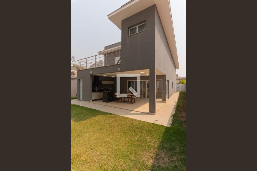 Casa à Venda - Swiss Park, 4 Quartos,  360 m2 em , Campinas - sp | SoloBR
