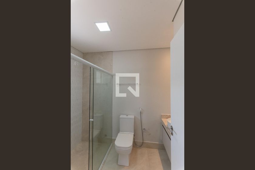 Casa à Venda - Swiss Park, 4 Quartos,  360 m2 em , Campinas - sp | SoloBR