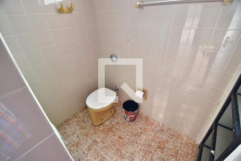 Casa à Venda - Taquaral, 6 Quartos,  450 m2 em , Campinas - sp | SoloBR