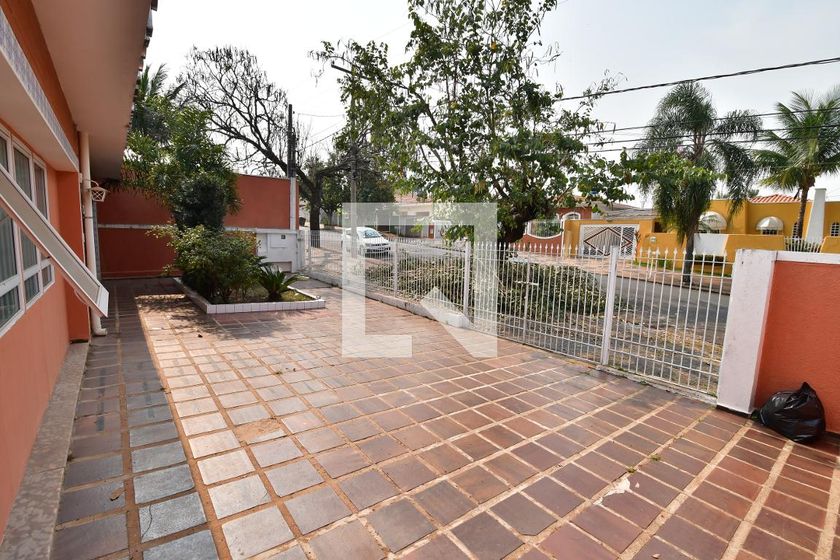 Casa à Venda - Taquaral, 6 Quartos,  450 m2 em , Campinas - sp | SoloBR