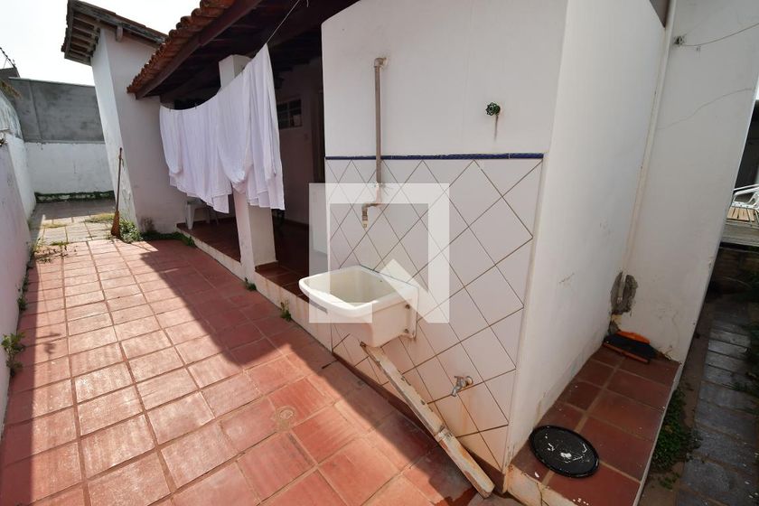 Casa à Venda - Taquaral, 6 Quartos,  450 m2 em , Campinas - sp | SoloBR