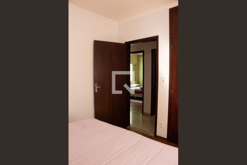 Casa à Venda - Jardim Santana, 3 Quartos,  100 m2 em , Campinas - sp | SoloBR