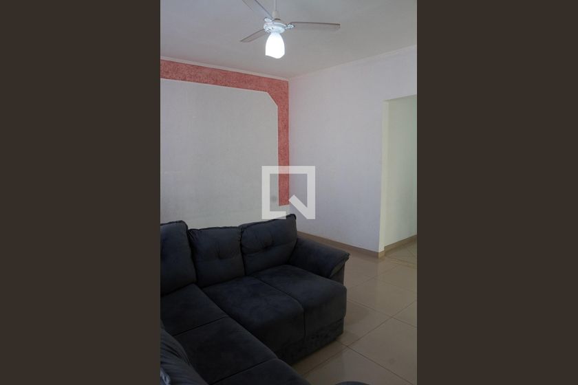 Casa à Venda - Jardim Santana, 3 Quartos,  100 m2 em , Campinas - sp | SoloBR