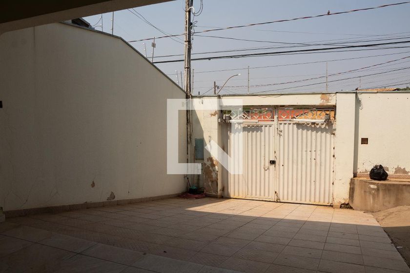 Casa à Venda - Jardim Santana, 3 Quartos,  100 m2 em , Campinas - sp | SoloBR