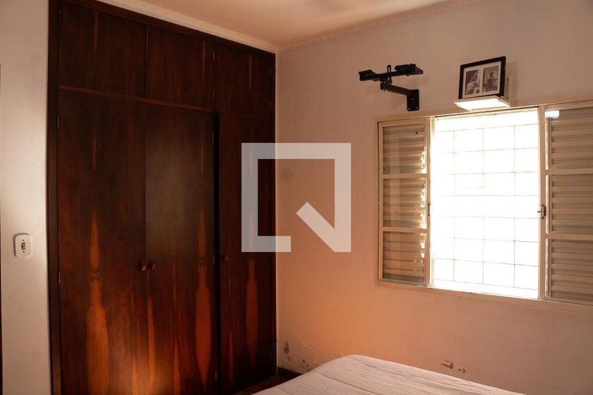 Casa à Venda - Jardim Santana, 3 Quartos,  100 m2 em , Campinas - sp | SoloBR