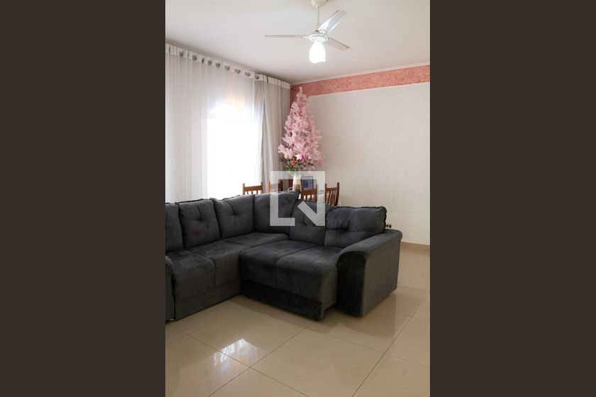 Casa à Venda - Jardim Santana, 3 Quartos,  100 m2 em , Campinas - sp | SoloBR
