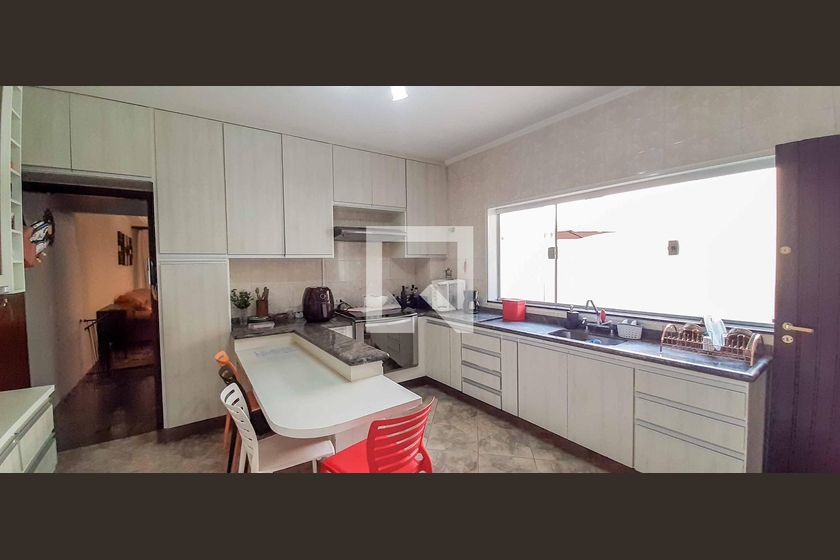 Casa, 3 quartos, 280 m² - Foto 62