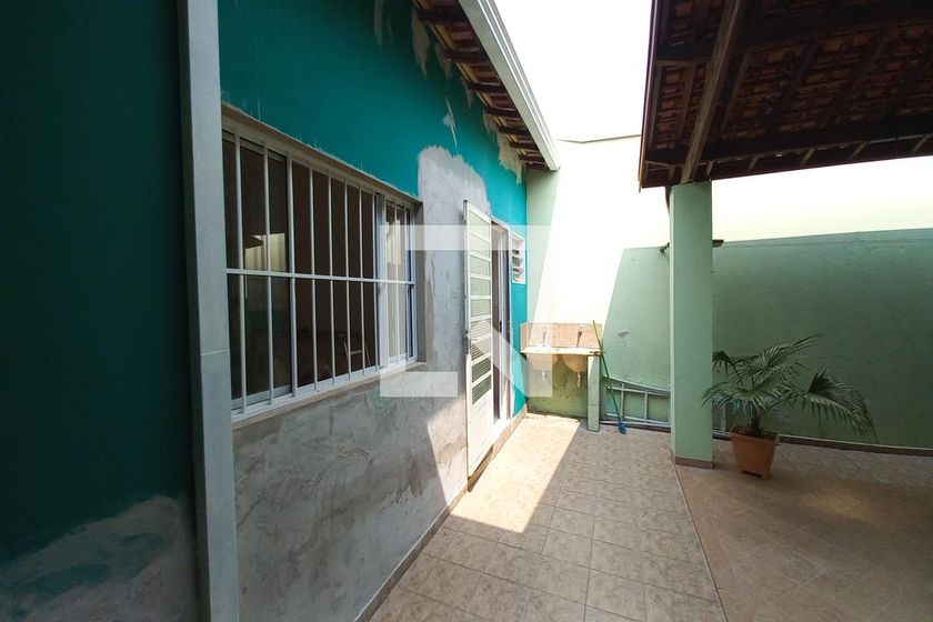 Casa à Venda - Parque Prado, 3 Quartos,  250 m2 em , Campinas - sp | SoloBR