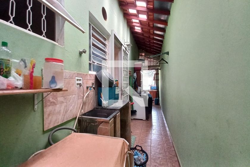 Casa à Venda - Parque Prado, 3 Quartos,  250 m2 em , Campinas - sp | SoloBR