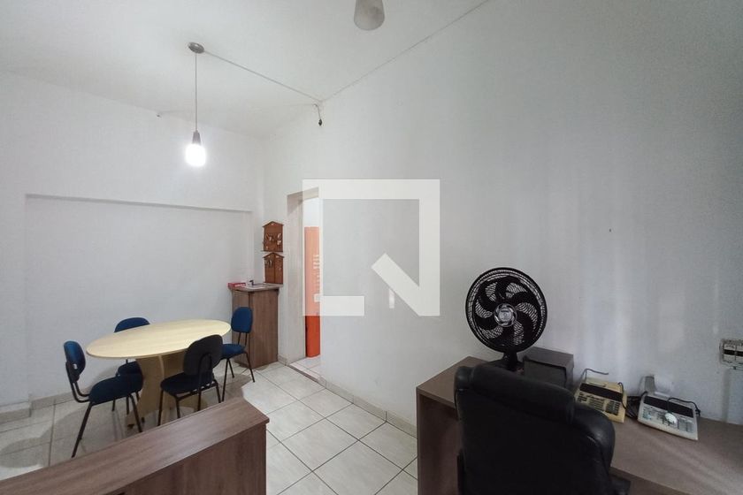 Casa à Venda - Cambuí, 3 Quartos,  161 m2 em , Campinas - sp | SoloBR