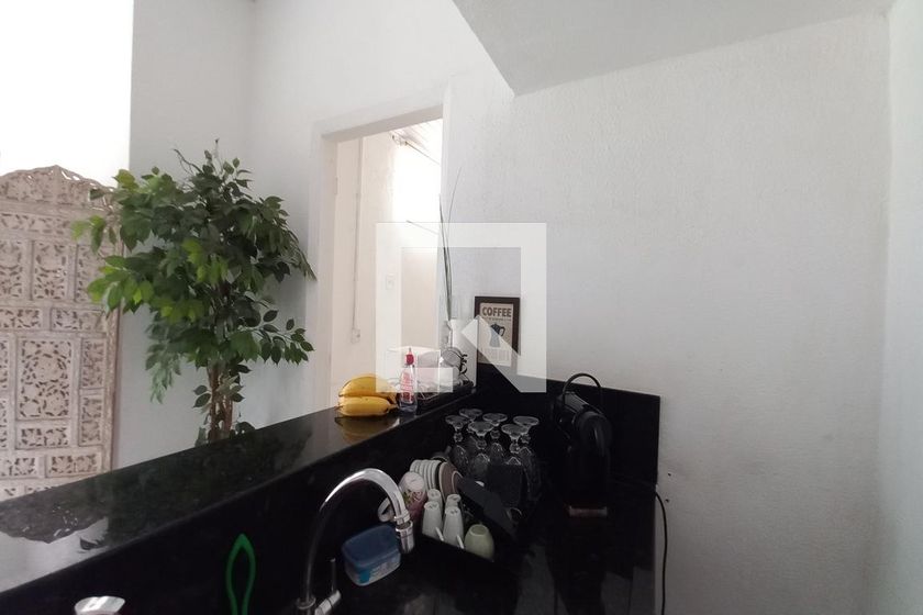 Casa à Venda - Cambuí, 3 Quartos,  161 m2 em , Campinas - sp | SoloBR
