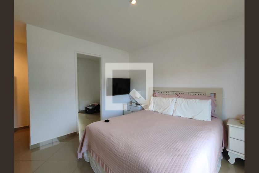 Casa, 3 quartos, 250 m² - Foto 15