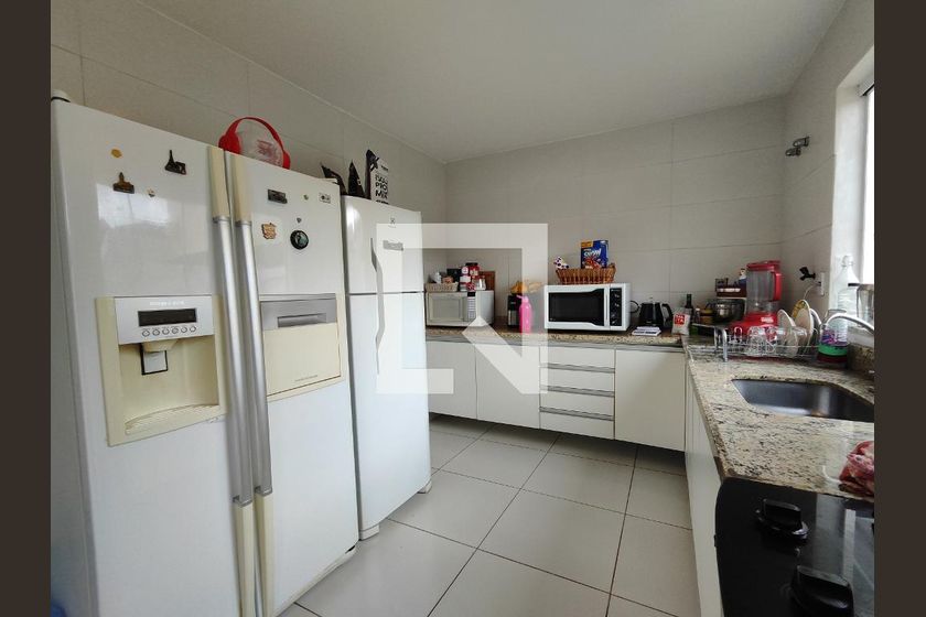 Casa, 3 quartos, 250 m² - Foto 45