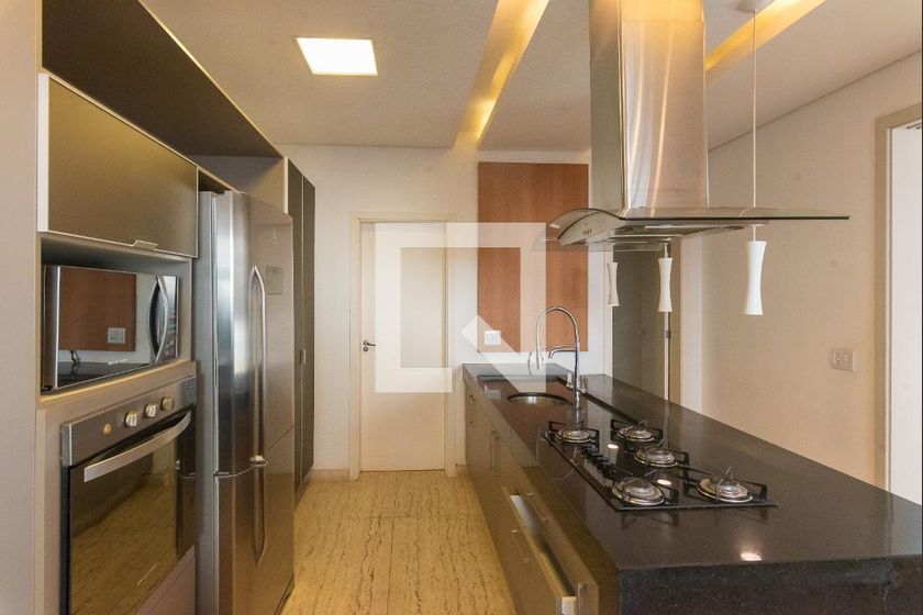Casa à Venda - Swiss Park, 4 Quartos,  460 m2 em , Campinas - sp | SoloBR