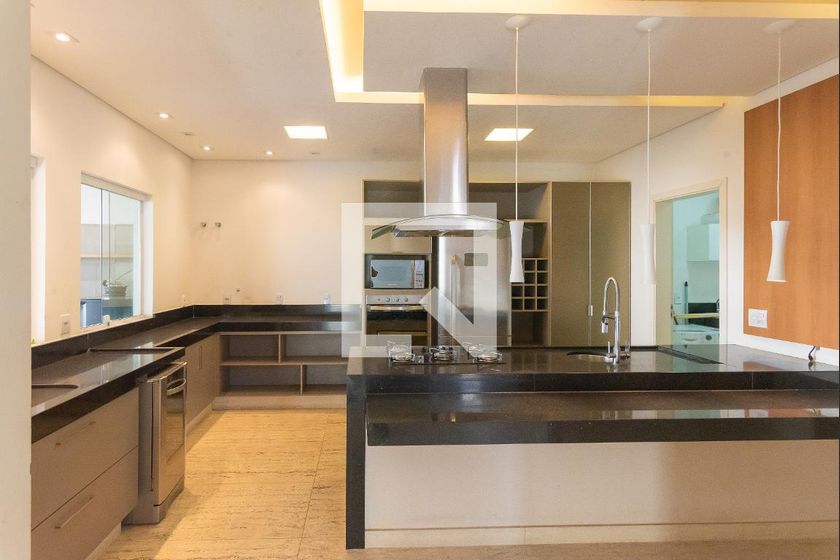 Casa à Venda - Swiss Park, 4 Quartos,  460 m2 em , Campinas - sp | SoloBR