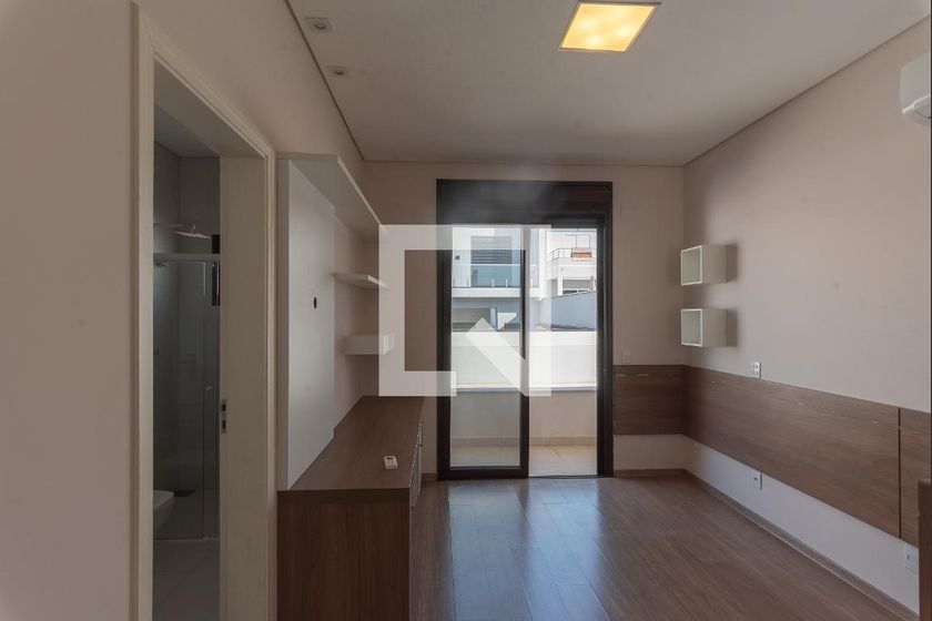 Casa à Venda - Swiss Park, 4 Quartos,  460 m2 em , Campinas - sp | SoloBR