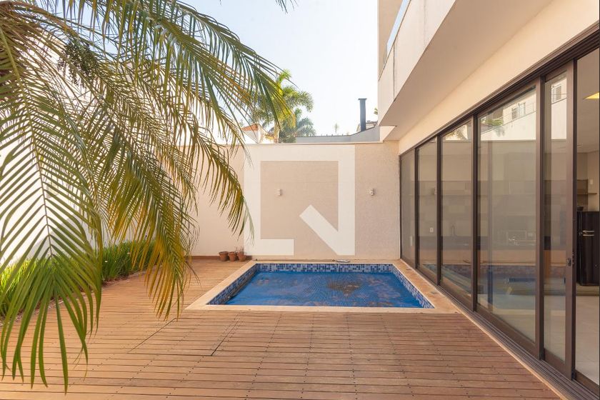 Casa à Venda - Swiss Park, 4 Quartos,  460 m2 em , Campinas - sp | SoloBR