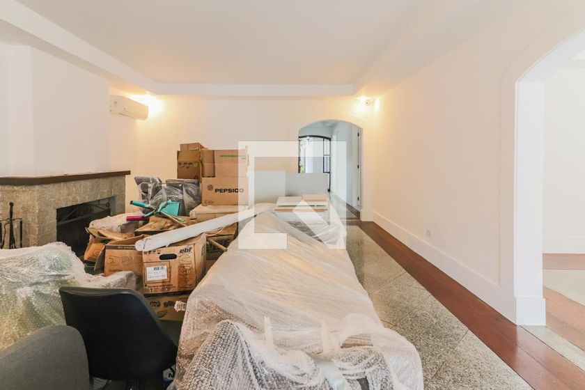 Casa, 5 quartos, 477 m² - Foto 1