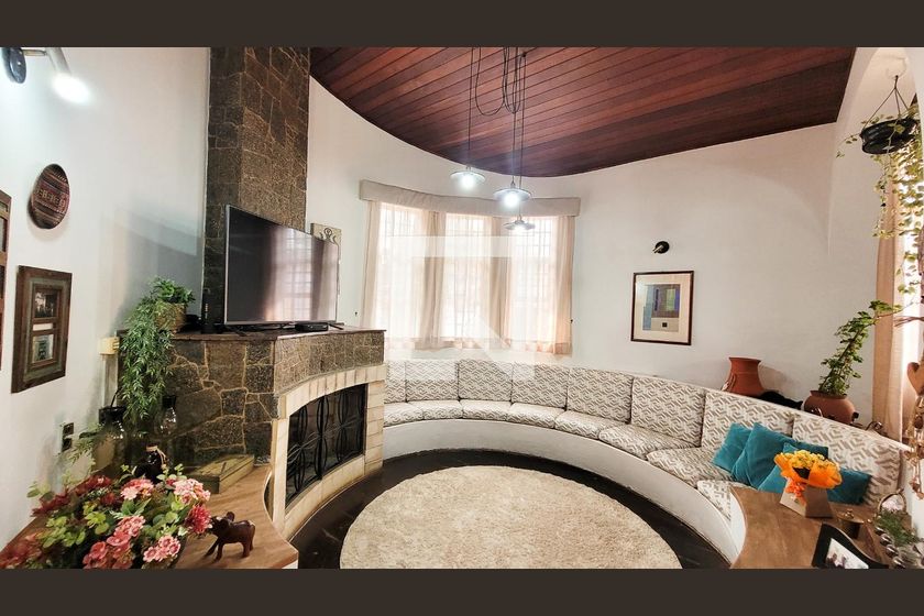 Casa à Venda - Vila Brandina, 4 Quartos,  235 m2 em , Campinas - sp | SoloBR