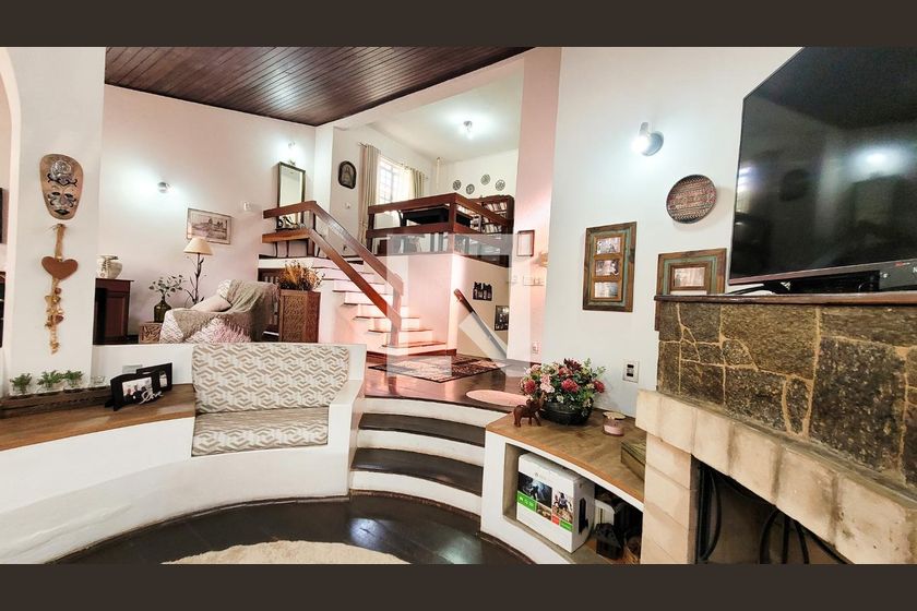 Casa à Venda - Vila Brandina, 4 Quartos,  235 m2 em , Campinas - sp | SoloBR