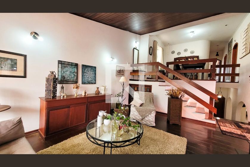 Casa à Venda - Vila Brandina, 4 Quartos,  235 m2 em , Campinas - sp | SoloBR