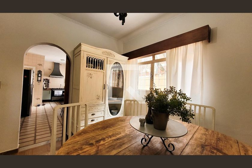 Casa à Venda - Vila Brandina, 4 Quartos,  235 m2 em , Campinas - sp | SoloBR