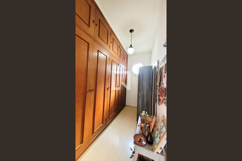 Casa à Venda - Vila Brandina, 4 Quartos,  235 m2 em , Campinas - sp | SoloBR