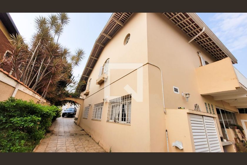 Casa à Venda - Vila Brandina, 4 Quartos,  235 m2 em , Campinas - sp | SoloBR